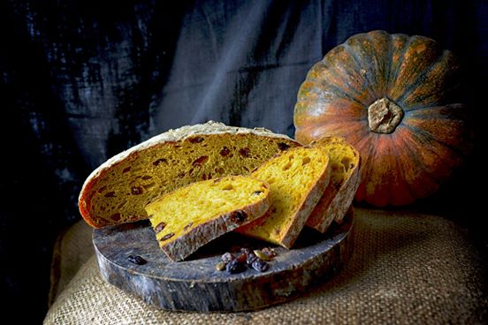 Raisins Flavoured Pumpkin Bread - Bread&Butter HCM